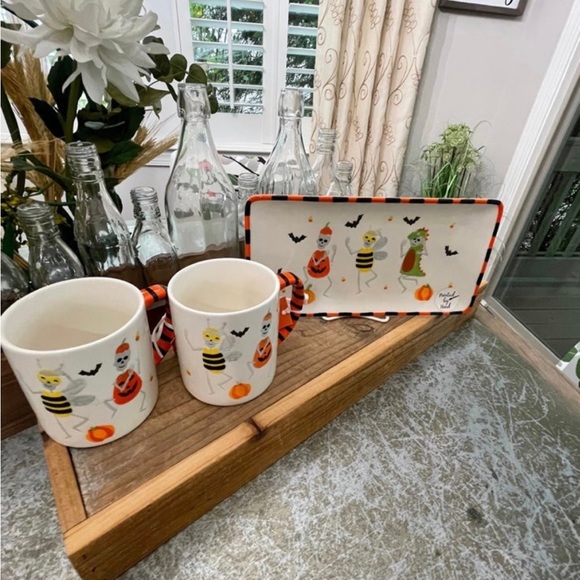 NEW “LANG DESIGNS” RARE HALLOWEEN MUGS /MATCHING TRAY - Picture 4 of 5